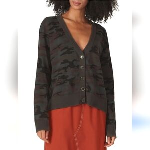 Sanctuary Camo Printed Hunter Green Cardigan Size S